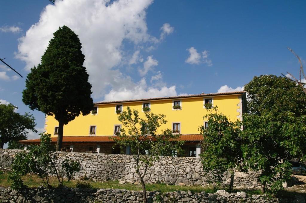 Villa Calussovo Ripenda Kras 외부 사진