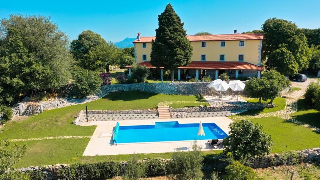 Villa Calussovo Ripenda Kras 외부 사진